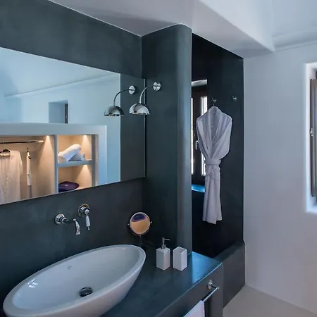 Azar Luxury Villas & * Imerovigli (Santorini)