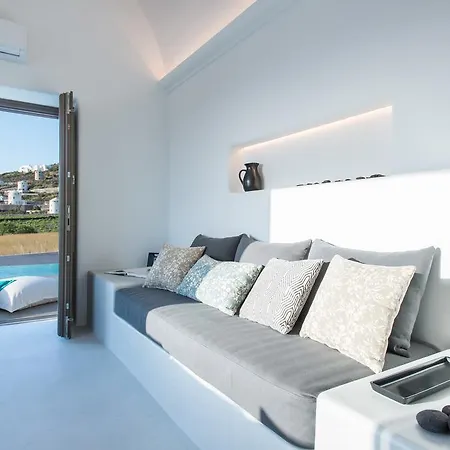 Azar Luxury Villas & Imerovigli (Santorini)