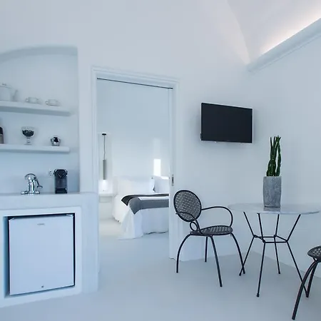 Azar Luxury Villas&suites * Imerovigli (Santorini)