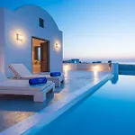 Willa Azar Luxury & Imerovigli (Santorini)