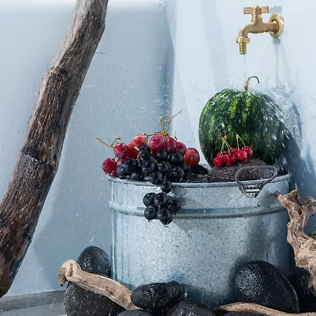 Azar Luxury Villas&suites Villa Imerovigli (Santorini)