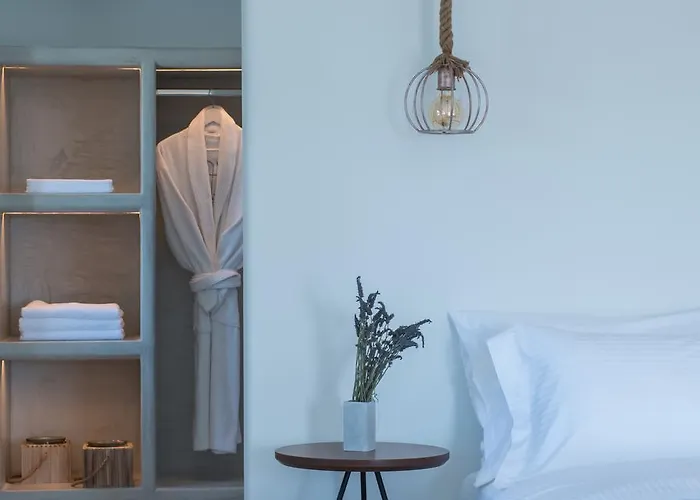 Azar Luxury & Βίλα Ημεροβίγλι